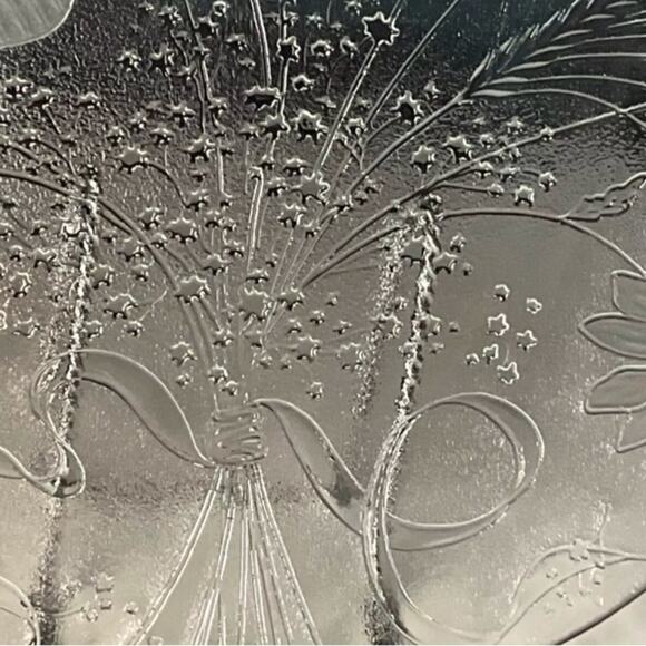 Villeroy & Boch Vintage Glass Platter in Excellent Preloved Condition! 13” x 13” - Picture 5 of 8